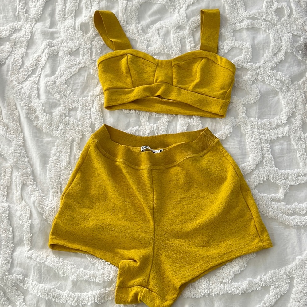Zara Mustard Yellow High-Waist 2 piece set